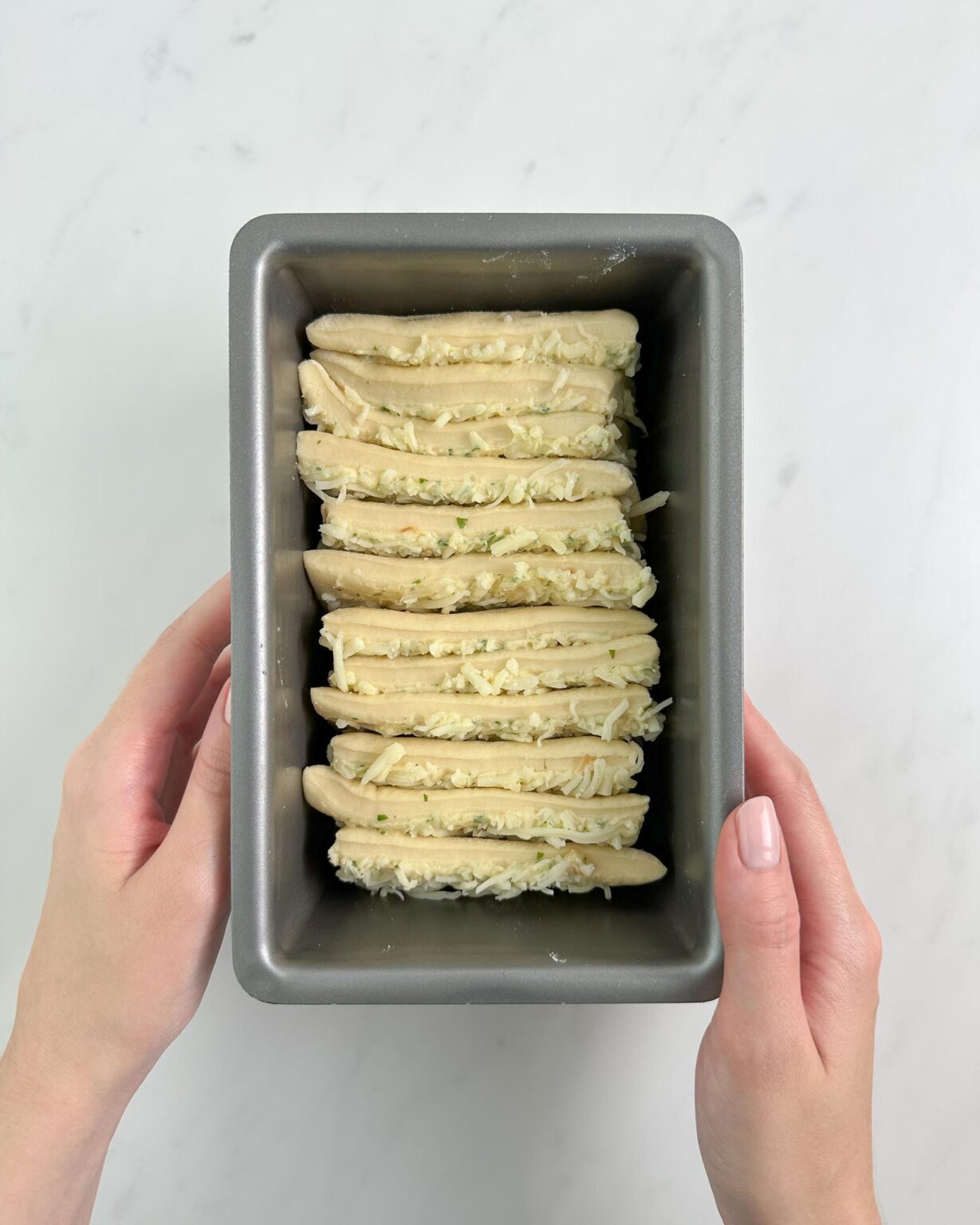 Cheesy Pull-Apart Garlic Bread - Bread By Elise